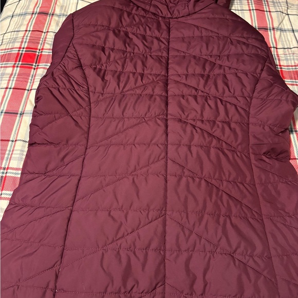 Columbia Maroon Hooded Jacket - Picture 7 of 7